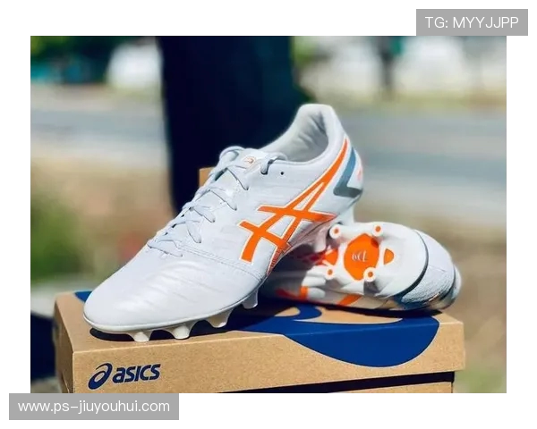 适合矮个子男生的足球鞋推荐提升场上表现选择攻略